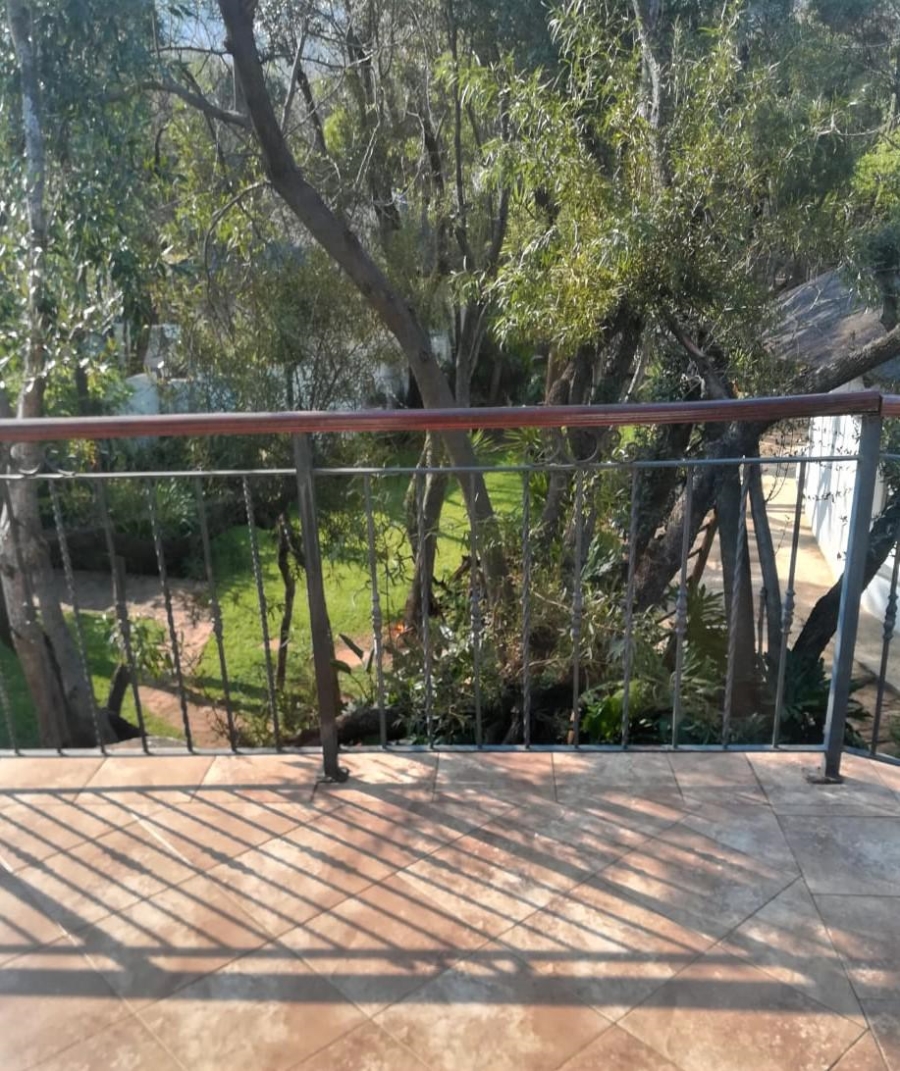 4 Bedroom Property for Sale in Hartbeespoort Rural North West